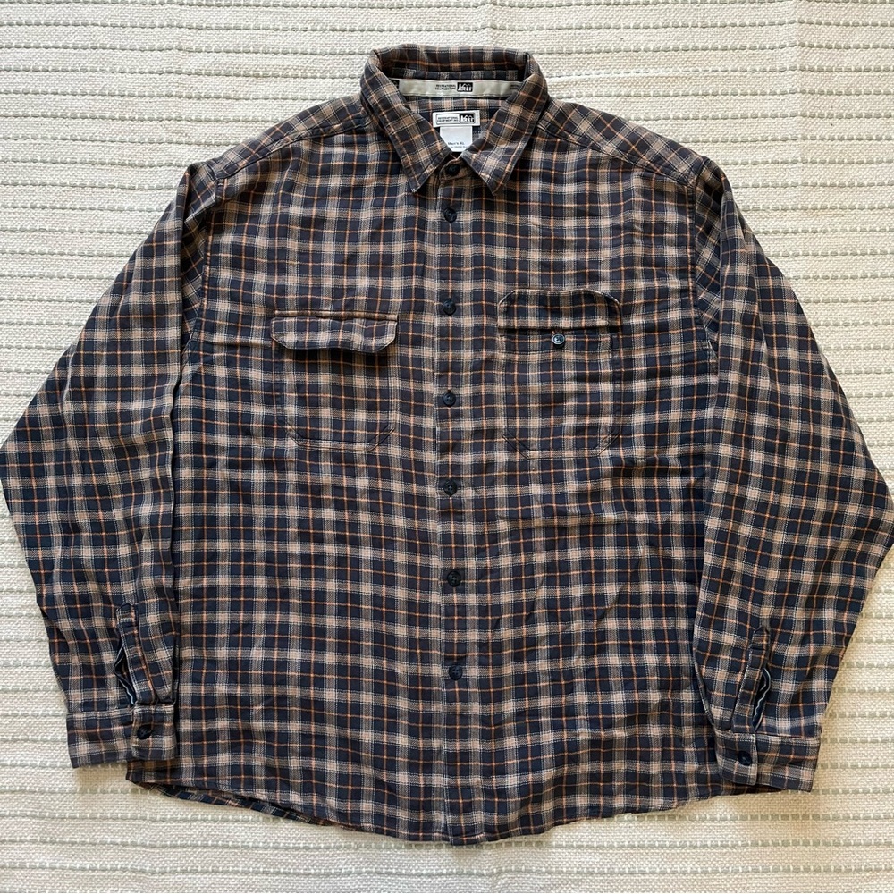 REI earthy toned cotton flannel button up shirt